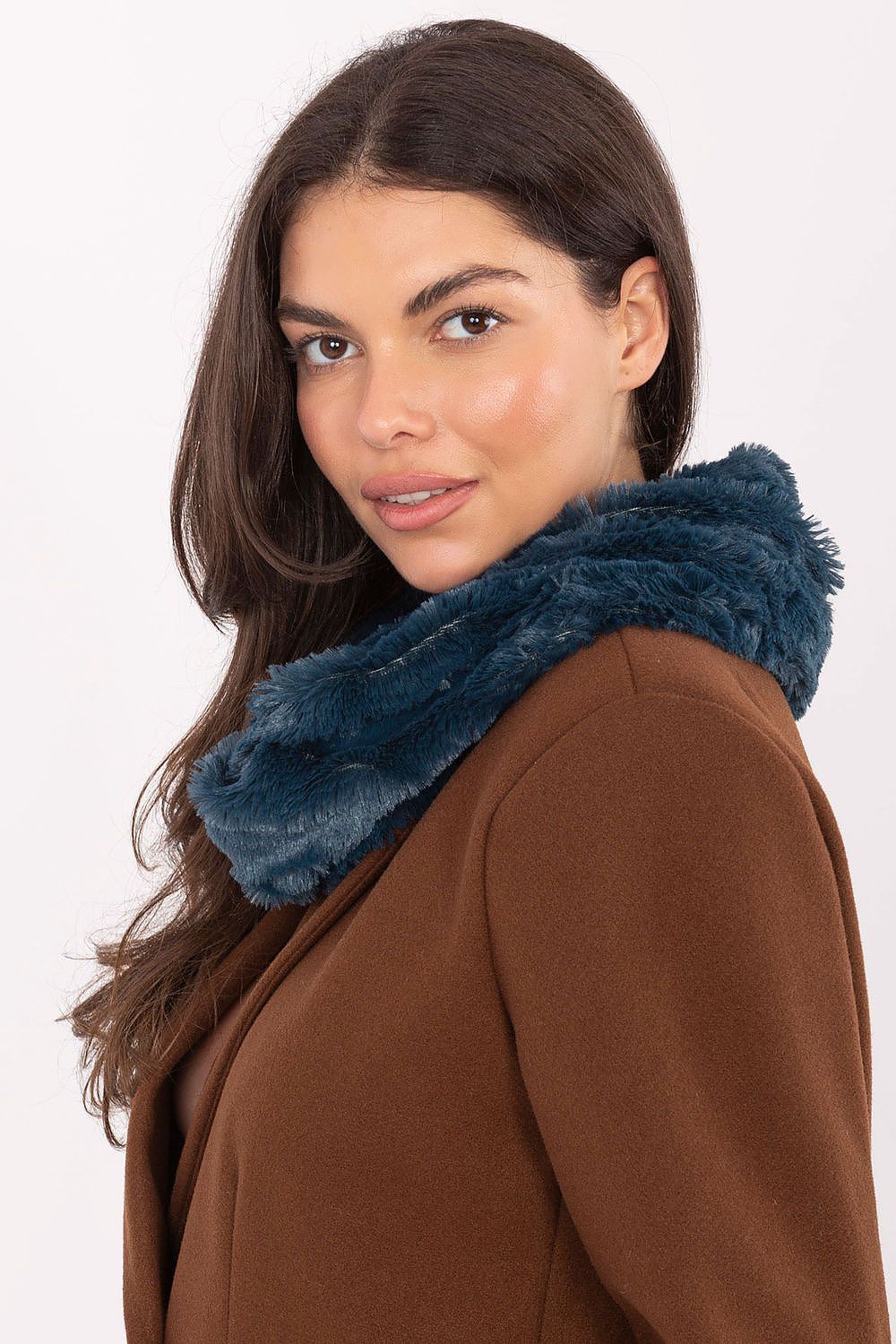  Loop Shawl model 219606 AT 