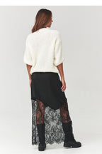  trui model 219718 Makadamia 