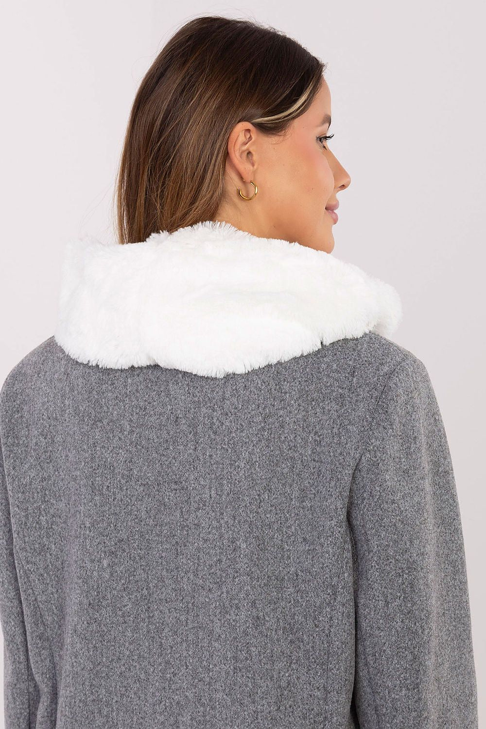  Loop Shawl model 220376 AT 