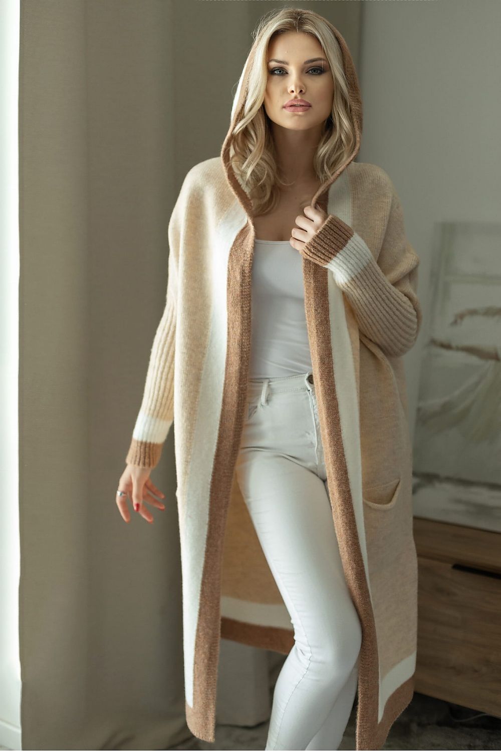  cardigan model 171313 PeeKaBoo 